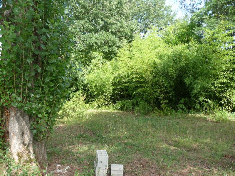 TERRAIN DE LOISIRS - 3602 M�