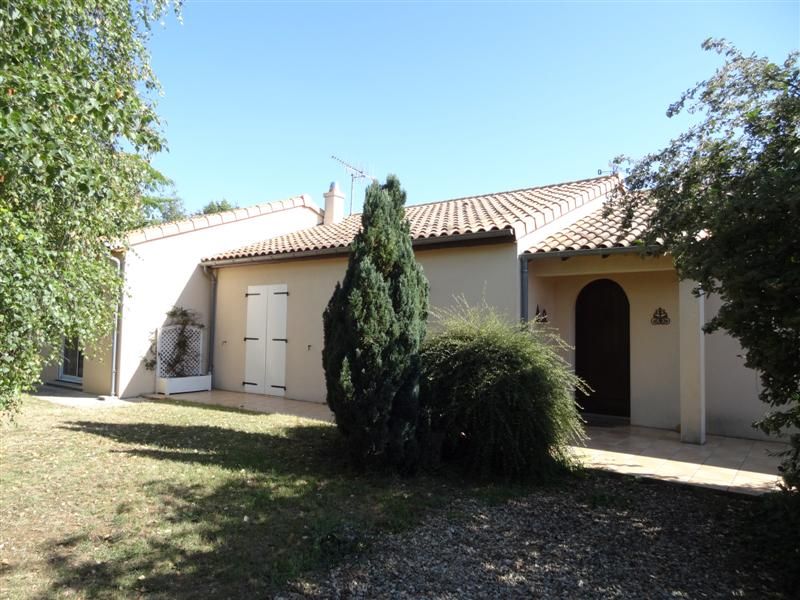MIGNE AUXANCES MAISON PLAIN PIED 160M�