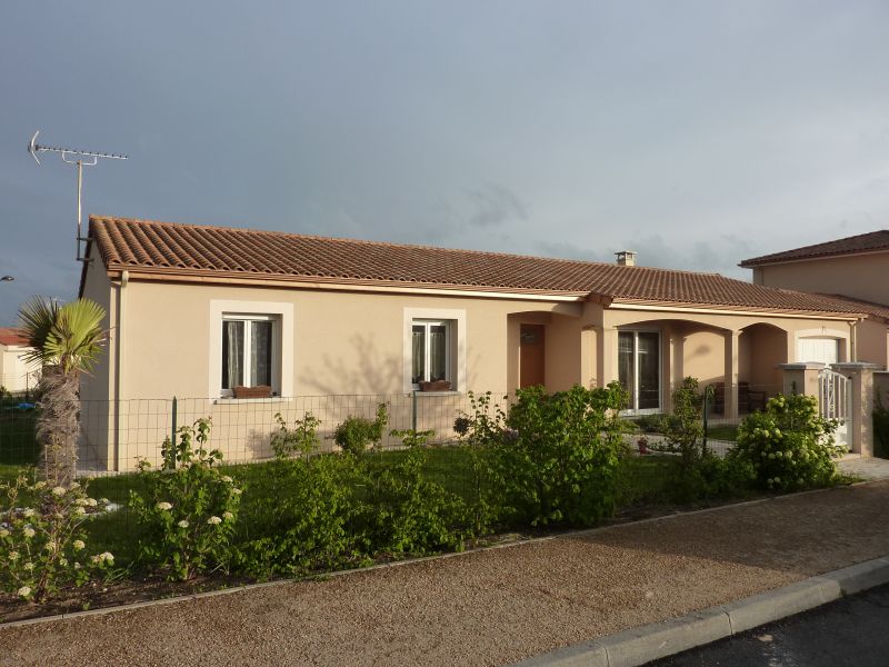 MAISON NEUVE DE PLAIN PIED A SAINT BENOIT POITIERS EST