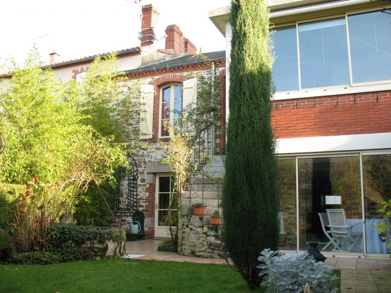 Superbe maison de style � Haussmannien �, centre ville de Montaigu !
