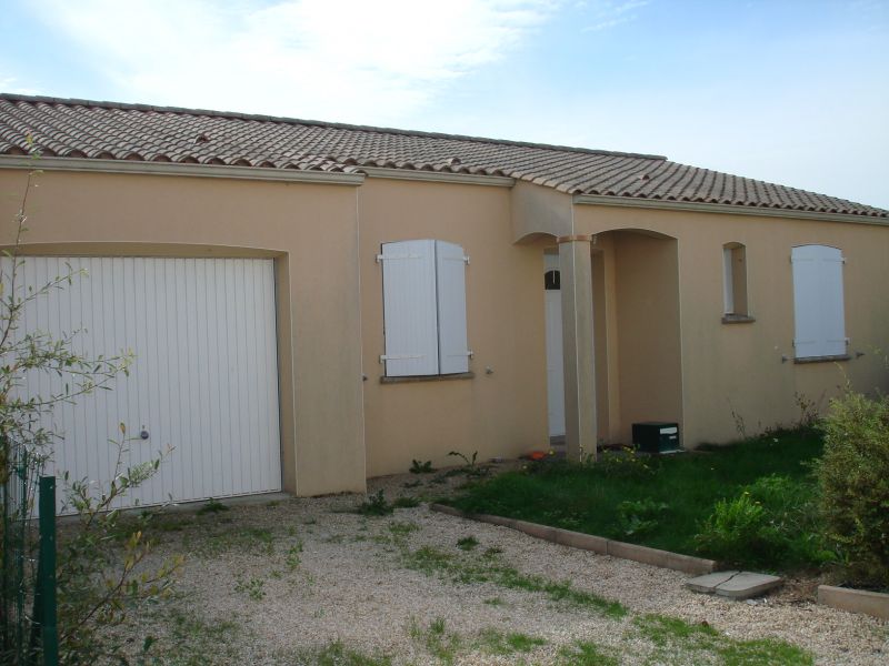 Maison  St Denis La Chevasse 3 pi�ce(s) - 65 m2