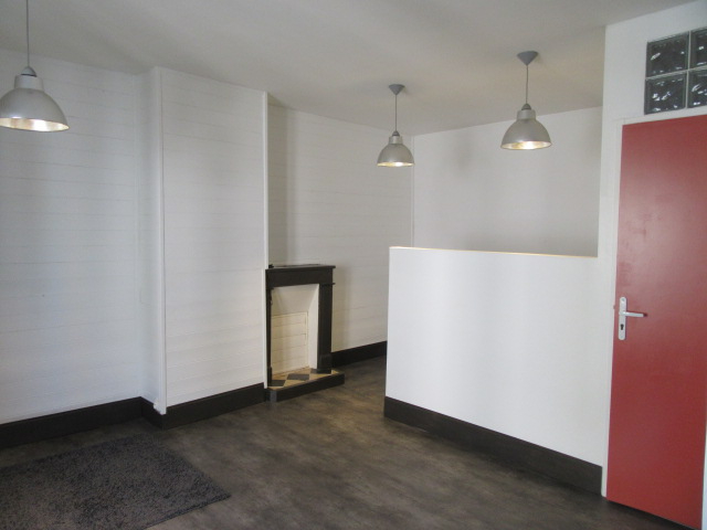 Appartement  La Roche Sur Yon 1 pi�ce(s) - 27 m2