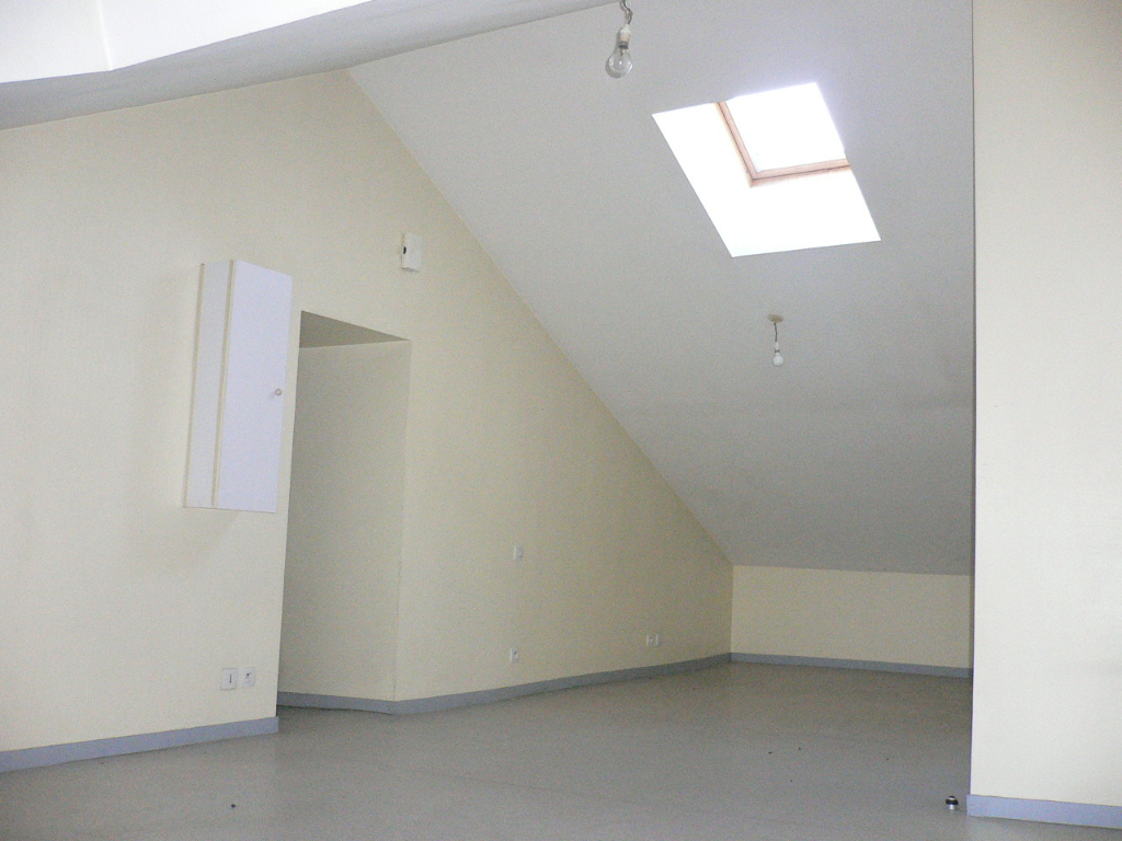 Appartement  La Roche Sur Yon 2 pi�ce(s) - 56 m2
