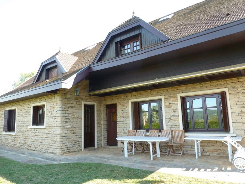 L'AME D'UNE SOMPTUEUSE MAISON DE FAMILLE