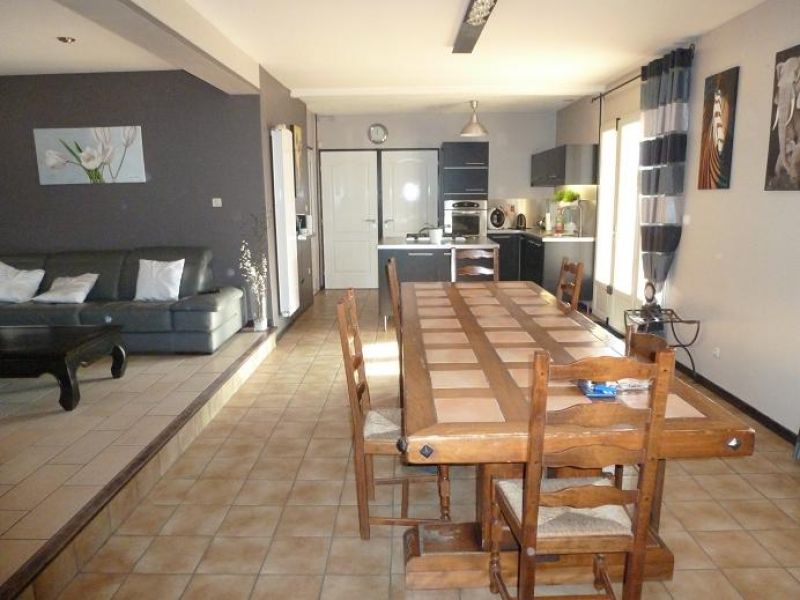 VILLA ET SON LOCAL D'ACTIVITE