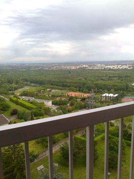 TRES BEL Appartement 4 pi�ce(s) 69 m2