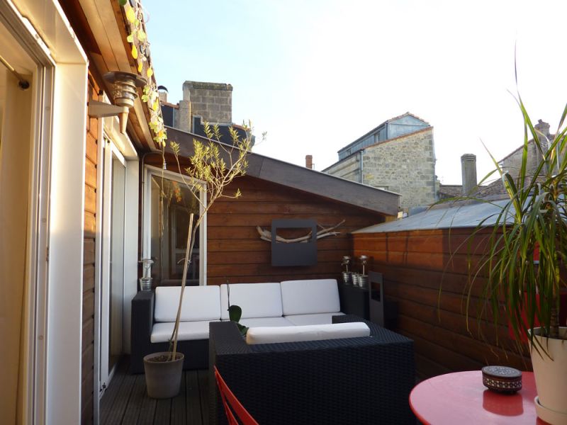 CHARTRONS DUPLEX T3 87M� TERRASSE
