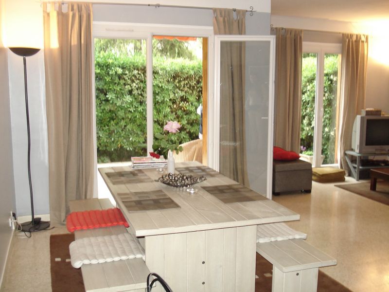 Villeneuve Loubet appartement  en RDJ  3 pi�ce(s) 74 m2