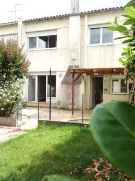 a vendre maison Libourne -Maison traditionnelle SH 105 m� env.