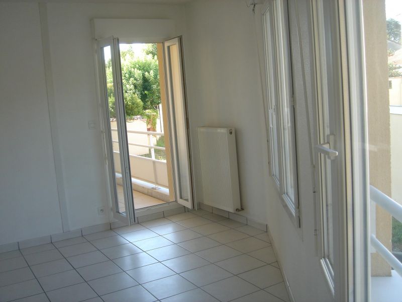 A LOUER APPT T4 BORDEAUX BARRIERE DE TOULOUSE