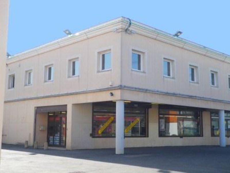 Bureaux Roissy En Brie 3 pi�ce(s) 76 m2