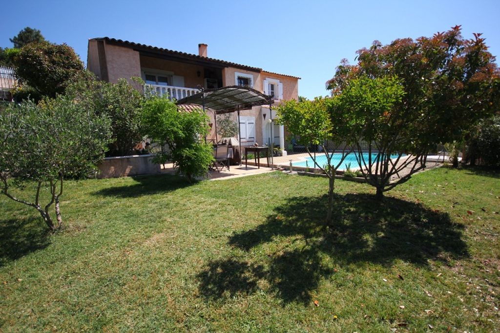 Maison individuelle 3 chambres Montauroux