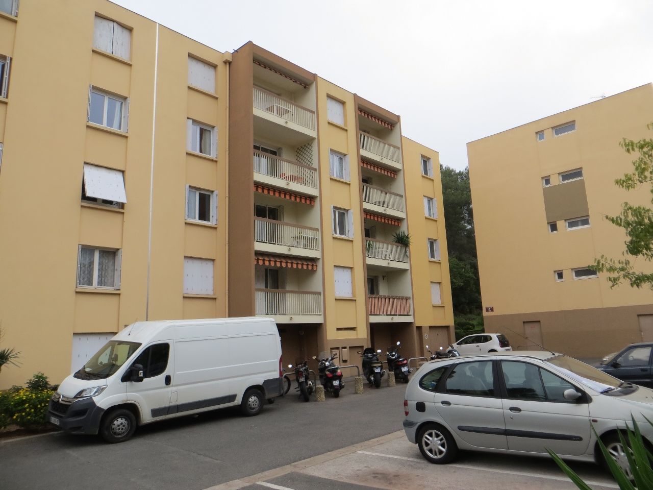 Appartement Hyeres 4 pi�ce(s) 80 m2
