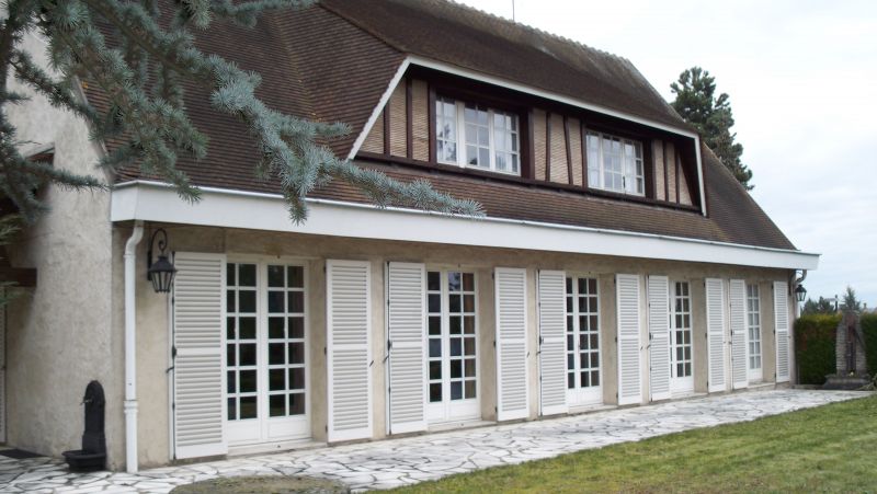 Maison Viarmes 9 pi�ce(s) 247 m2