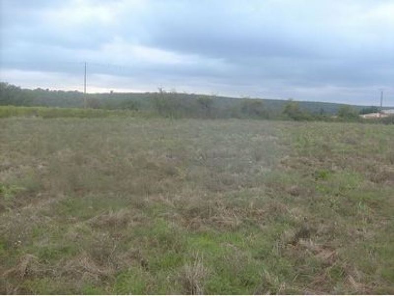ROQUEBRUNE S/A - TERRAIN 18 000M2