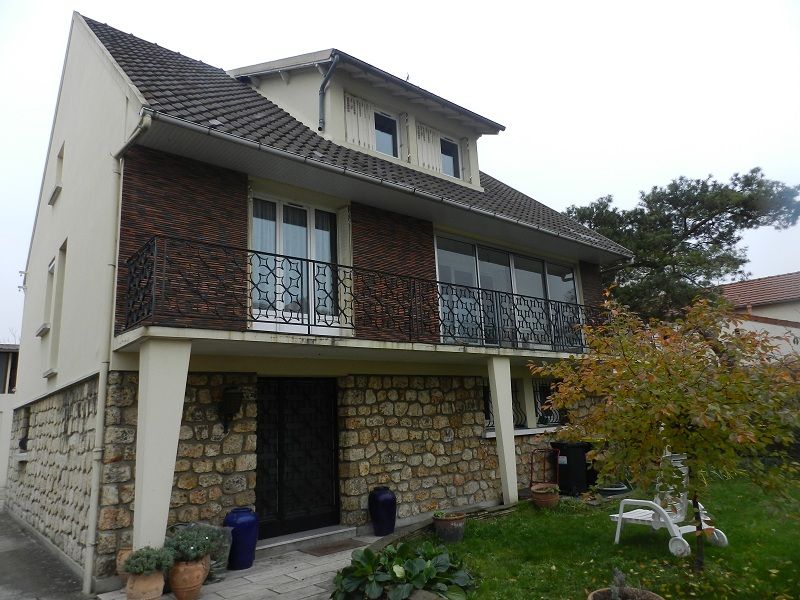 Maison Champigny Sur Marne 7 pi�ce(s) 175 m2