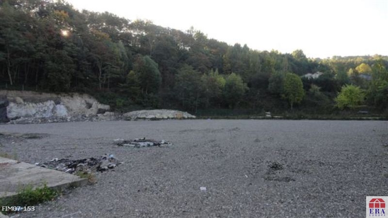 La Ricamarie - 1250 m2