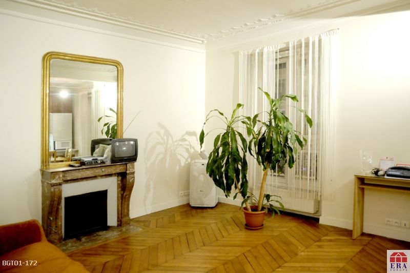 Paris 2eme Arrondissement - 3 pi�ce(s) - 58 m2