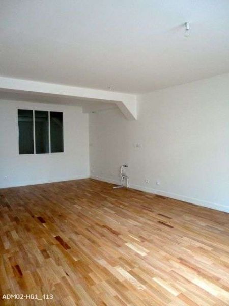  Paris 11eme Arrondissement - 3 pi�ce(s) - 70 m2