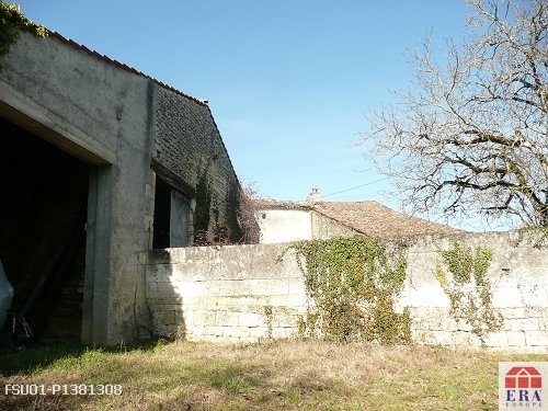 Mouthiers Sur Boeme - 1 pi�ce(s) - 212 m2