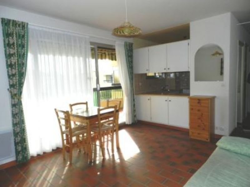 Appartement Le Lavandou 1 pi�ce(s) 28 m2 avec terrasse de plus de 16m�