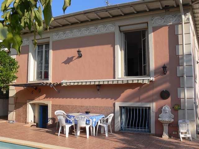 Maison - 6 pi�ce(s) - 163 m2