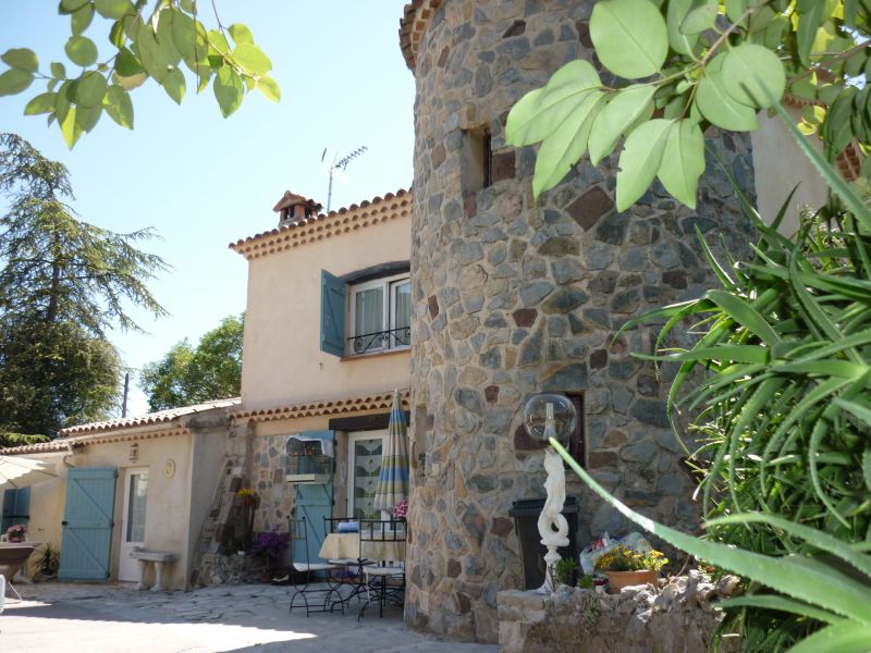 Maison Grasse 4 pi�ce(s) 105 m2