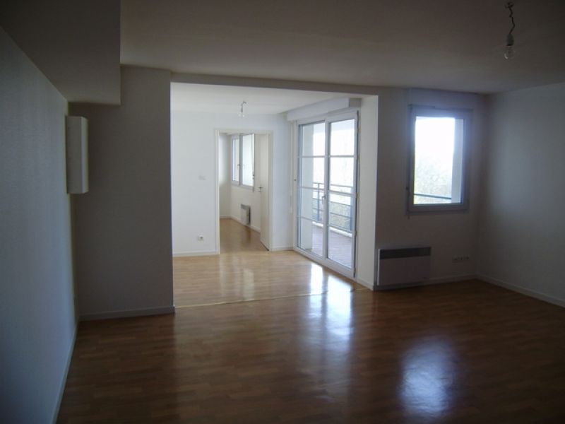 A vendre La Roche sur yon, Pentagone  bel appartement T2 tr�s lumineux