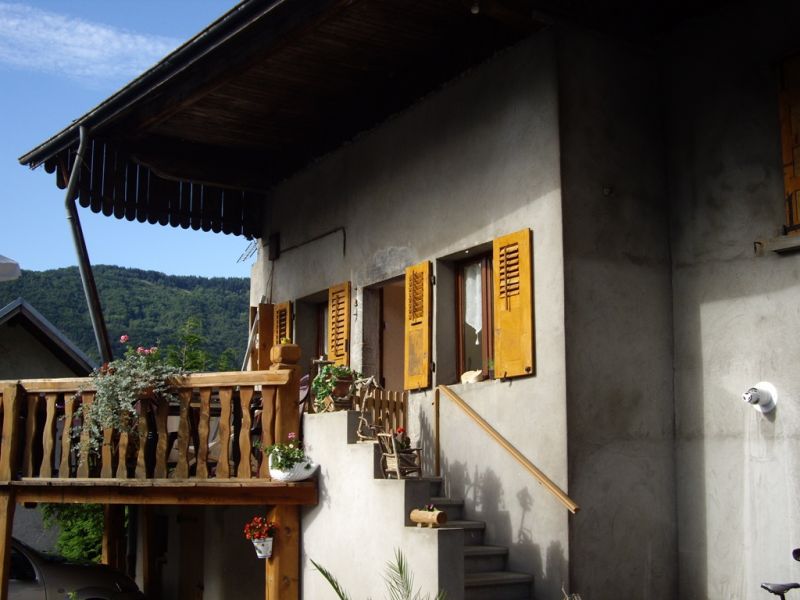 Maison de village r�nov�e avec combles 74210- 4 pi�ce(s) - 95 m2