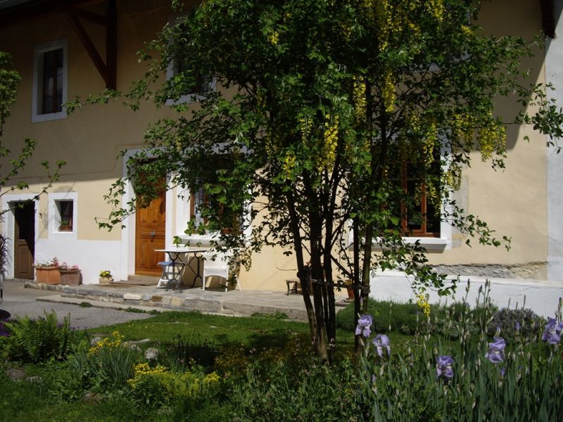PAYS DE FAVERGES. MAISON INDIVIDUELLE