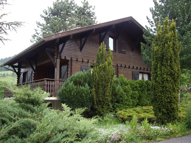 FAVERGES. CHALET 5 PIECES