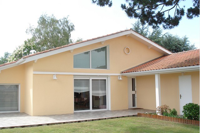 Belle maison familliale de plains-pieds