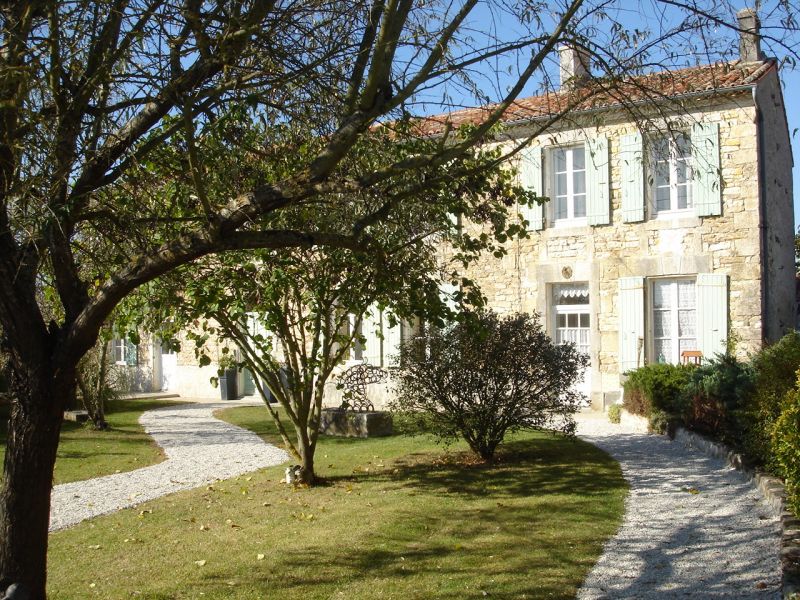 Maison SURGERES