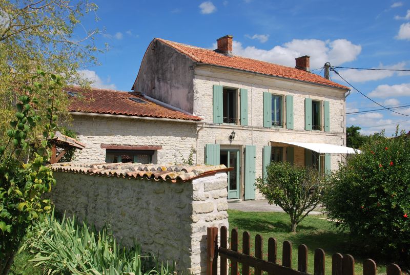 Maison SURGERES