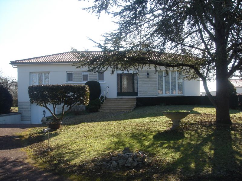 MAISON SURGERES