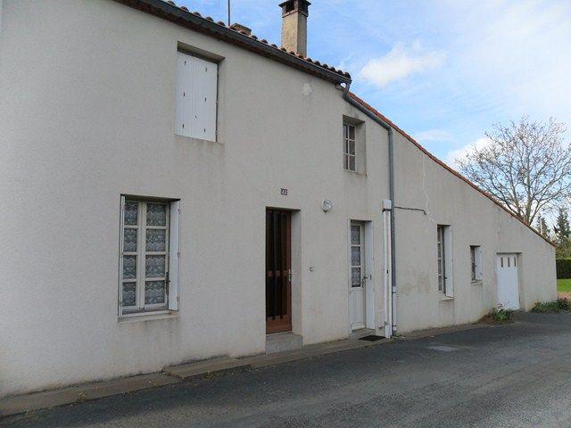 Maison Les Essarts  - 6 pi�ce(s) - 85 m2