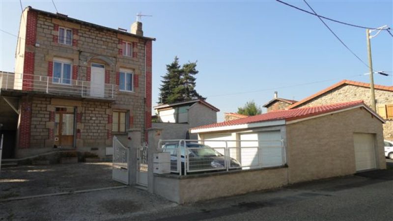 Appartement Le Chambon Feugerolles 3 pi�ce(s)