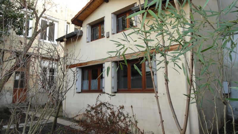 Maison Saint Etienne 2 pi�ce(s) 46 m2