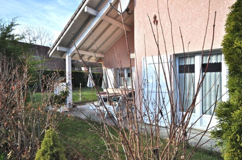 SILLINGY - 10 MN D'ANNECY - VILLA PLAIN PIED