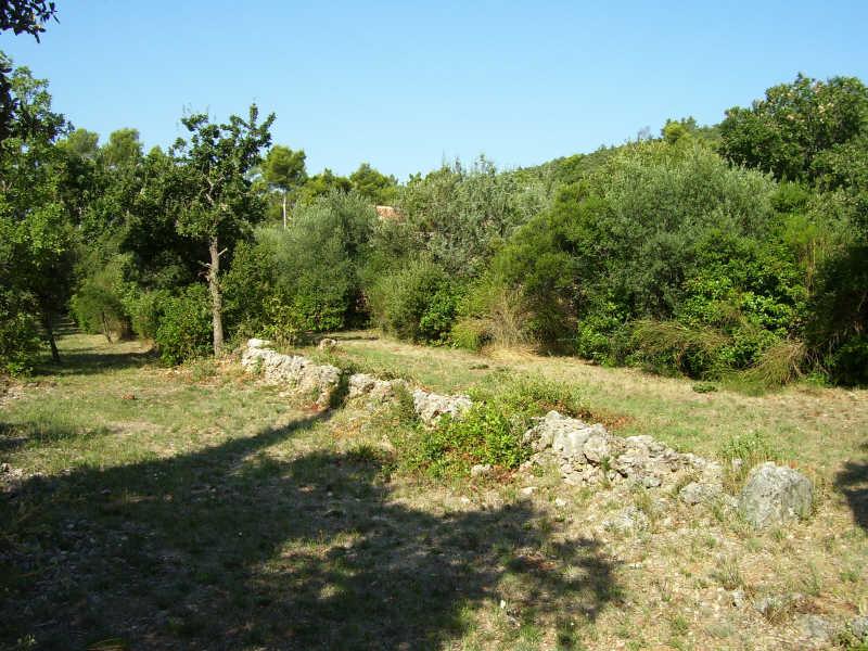 Gareoult - terrain a batir - exposition sud -position dominante