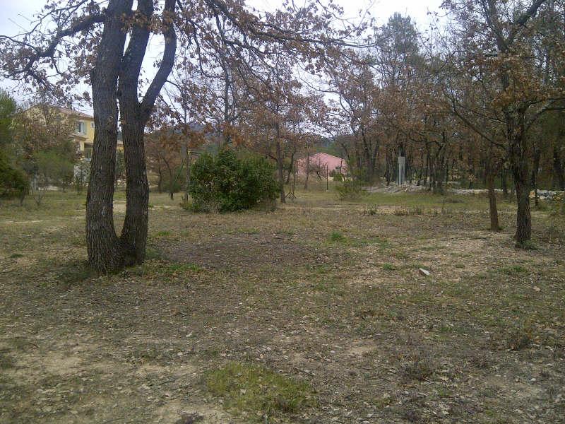 Rocbaron terrain a batir plat exposition sud 300m� de shon