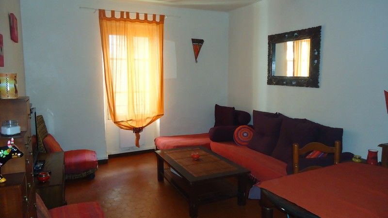 A louer appartement T3 de 70 m� + terrasse Puget-ville
