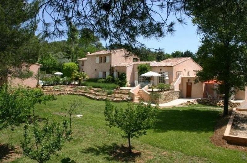 Demeure de prestige � LORGUES