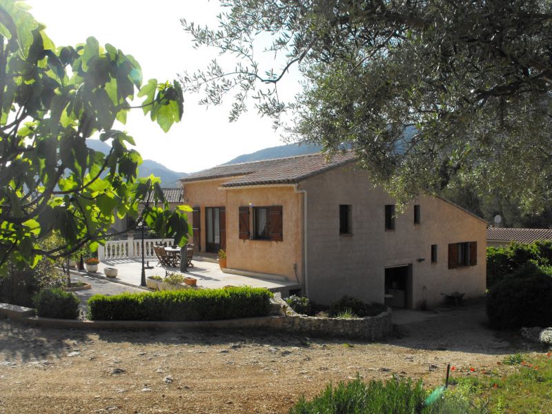 Villa Toulon 5 pi�ce(s) 100 m2 - AU CALME