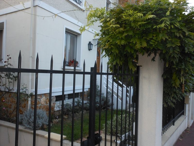 92370, Chaville RAVISSANTE Maison 8 pi�ce(s) 150 m2