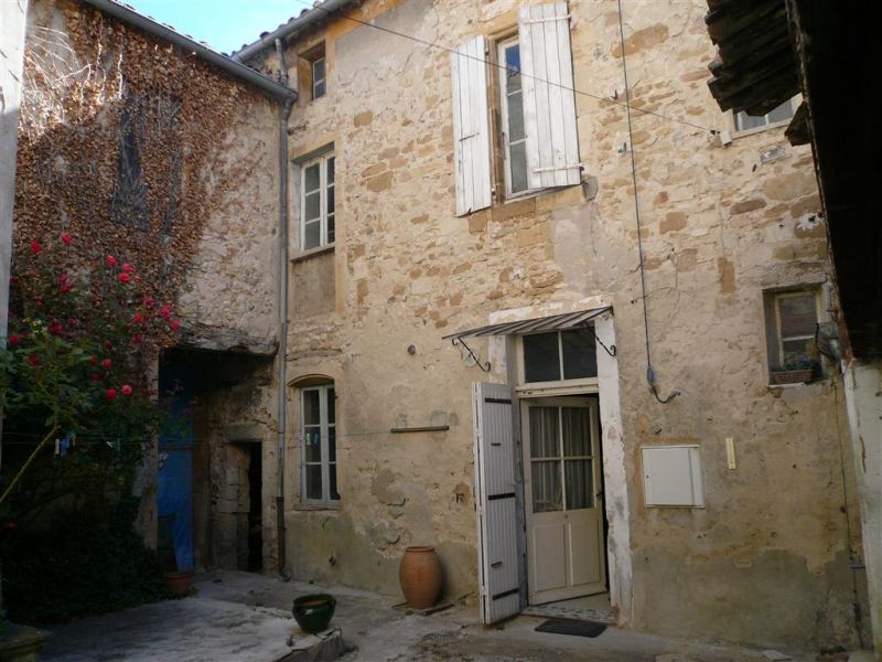 MAISON DE VILLE