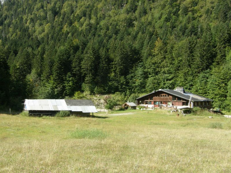Maison au calme sur 15000 M� de terrain chambres d'hotes possible