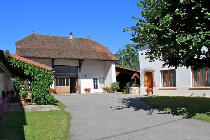 Maison de campagne avec d�pendance
