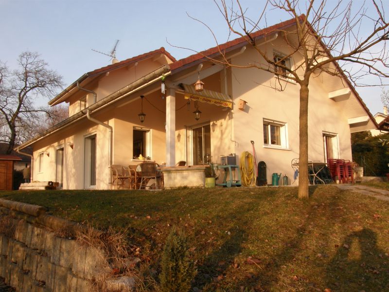 belle maison dans secteur calme