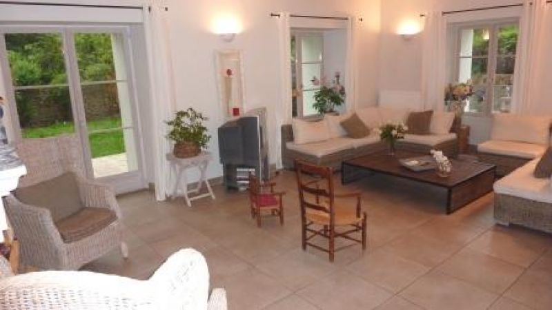 PROCHE VERSAILLES MAISON XVIIe CHARME
